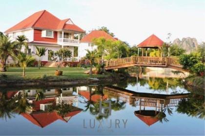 2 Storey 4 Bedroom Pool Villa on large land plot