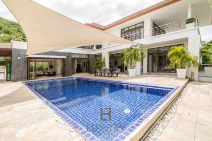 Luxury 4 Bedroom Pool Villa 