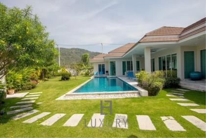 Luxury 4 Bedroom Pool Villa 