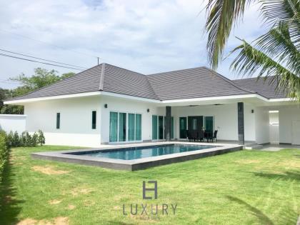 3 Bedroom Show Home For Sale