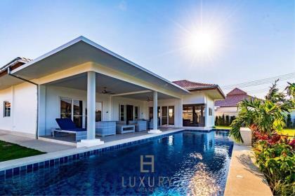 Brand New 3 Bedroom Pool Villa On Premier Development