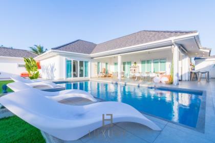 New 4 Bedroom Pool Villa