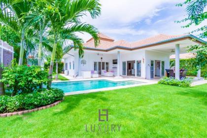 Lovely 3 Bedroom Pool Villa