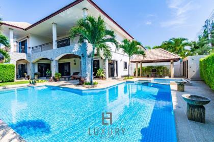 Luxury 2 Storey 3 Bedroom Pool Villa