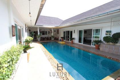 3 Bedroom Pool Villa