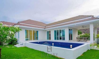 Good Price Modern 3 Bedroom Pool Villa