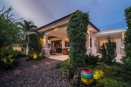 Good Value 3 Bedroom Pool Villa 