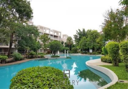 2 Bedroom Condo in Town
