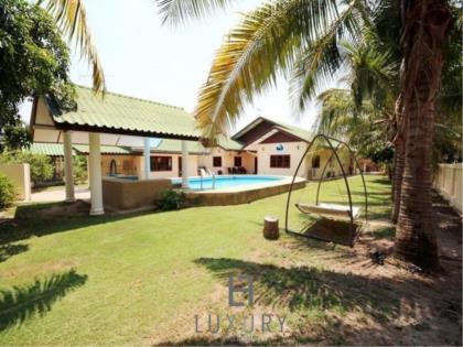 4 Bedroom Pool Villa On Large Land Plot