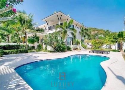 Super Value 5 Bedroom Pool Villa