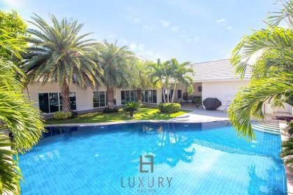 Two Storey - 4 Bed Pool Villa For Sale At The Lees - Hua Hin Soi 88