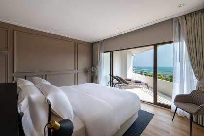 คอนโดรีโนเวทใหม่  2 ห้องนอน - หัวหิน 