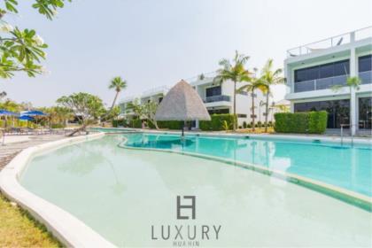 Hot Deal - 1 Bedroom Apartment In Resort
