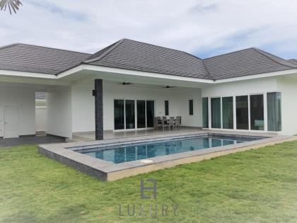 Brand New 3 Bedroom Show Home 