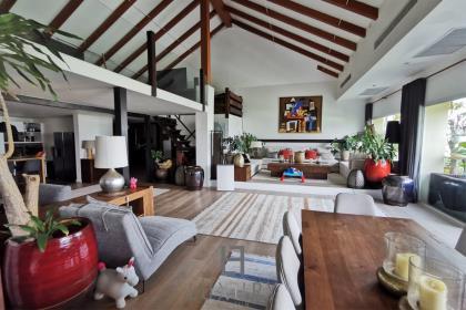 Stunning Condo in The Cadogan Private Residences Bangkok