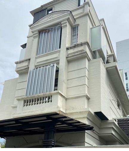 ขายบ้าน มบ.ธาริณี เนื้อที่50 ตรว  4 ชั้นตกแต่งแล้ว