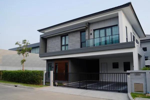 The City Bangna ติดศูนย์การค้า Mega Bangna