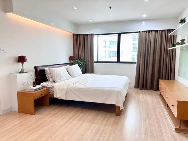 For Rent The Royal Place 2 เดอะรอยัลเพลส 2 บางนา