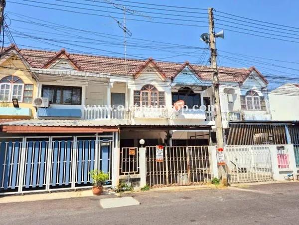 หมู่บ้านนวลจันทร์ ใกล้สี่แยกเอราวัณ เมืองลพบุรี