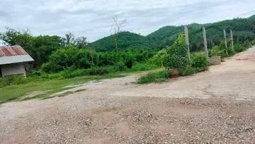 ขายที่ดินเปล่าพร้อมบ้านวิวเขา ติดถนน บรรยากาศดีจ.เ