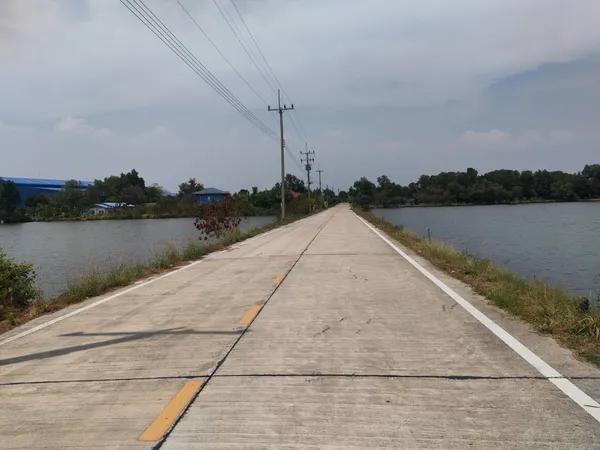 ขายที่ดิน 2 ไร่  ตำบลพันท้ายนรสิงห์ อำเภอเมืองสมุท