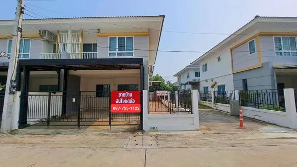 ขายบ้านทาวน์โฮม 2ชั้น ห้องหัวมุม เนื้อที่28.5ตร.ว