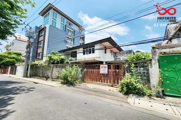 ขายบ้านเดี่ยว 2 ชั้น ใจกลางเมือง เดินทางสะดวก สาทร