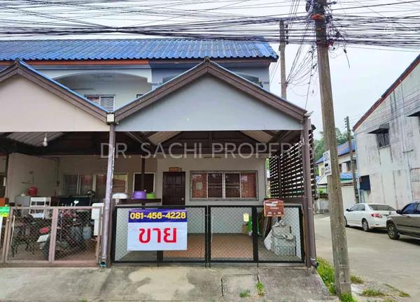 ขายทาวน์เฮ้าส์ 2 ชั้น 16 ตร.ว. ใกล้ ม.แม่ฟ้าหลวง