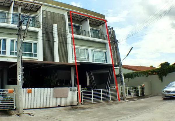 ขายทาวน์เฮ้าส์ หมู่บ้านนลิน อเวนิว 2 รามคำแหง 144