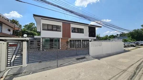 ให้เช่าโฮมออฟฟิศ2ชั้นย่านโชคชัย4 ลาดพร้าววังหิน เส