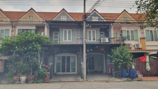 ทาวน์เฮาส์อู่ทองเพลส5 ลำลูกกา คูตน บ้านสวย พร้อมอย