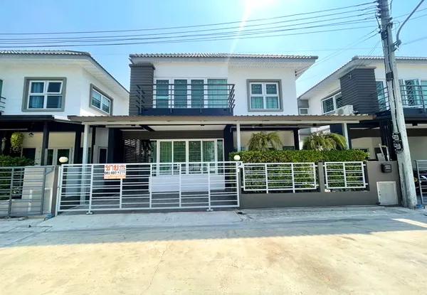 ขายบ้านแฝด หมู่บ้านรัชชาโกลด์ พระราม 5