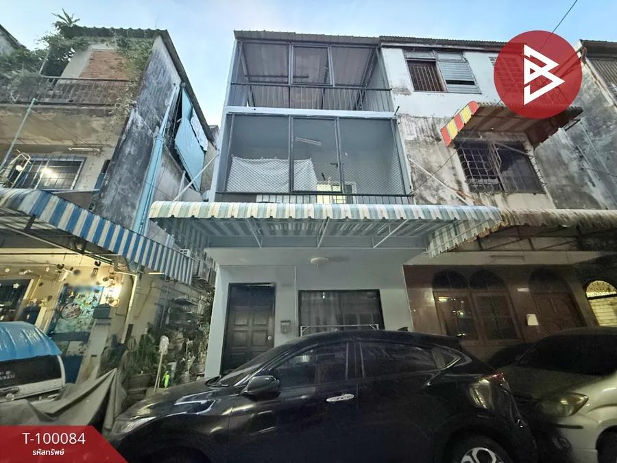 ขายทาวน์เฮ้าส์ 3 ชั้น เนื้อที่ 14.4 ตร.วา ยานนาวา กรุงเทพมหานคร